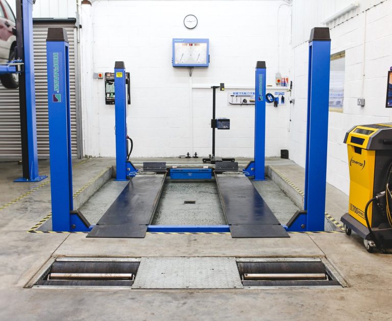 The state-of-the-art MOT bay at Phipps Motors